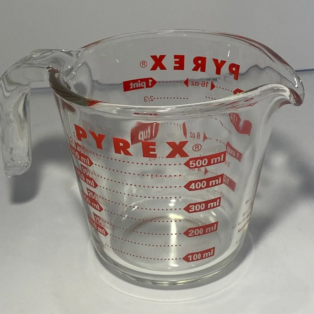 Pyrex Measuring Cup Unisex 2 Cup Clear Vintage Glass Red Markings USA Made